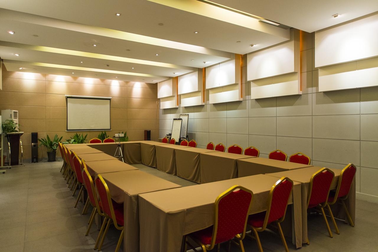 Jingjiang Inn Select Shanghai New Hongqiao Exterior photo